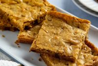 Chewy Vanilla Blondie Bars Recipe for Perfect Dessert
