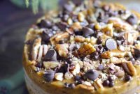 Raw Caramel Pecan Cheesecake Recipe – No-Bake, Vegan Option