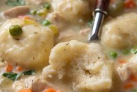 Creamy Chicken and Dumpling Soup Recipe for Comforting Meals