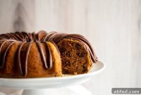 One-Bowl Pumpkin Chocolate Chip Bundt Cake Recipe