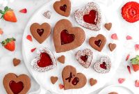 Chocolate-Strawberry Linzer Cookie Recipe for Perfect Sandwich Cookies