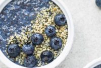 Blue Spirulina Chia Pudding Recipe: Creamy Vegan Breakfast