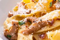 Pappardelle with Chanterelles in Garlic-Butter Wine Sauce