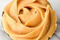 Vegan Peanut Butter Frosting Recipe for Cakes & Cupcakes