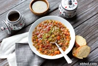 Hearty Lentil Soup Recipe with Aromatic Herbs and Vegetables