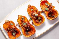 Maple-Pecan Roasted Honeynut Squash Recipe