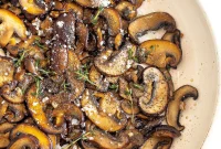 Garlic Sauteed Mushrooms Recipe — Quick Flavorful Side Dish