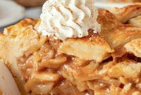 Ultimate Caramel Apple Pie Recipe for Fall Gatherings
