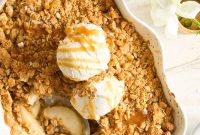 Irresistible Pear Crisp Recipe with Brown Sugar and Oats