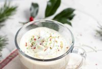 Starbucks-Style Eggnog Latte Recipe: How to Make at Home