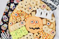 Pumpkin Frosting Charcuterie Board Ideas for Fall Entertaining
