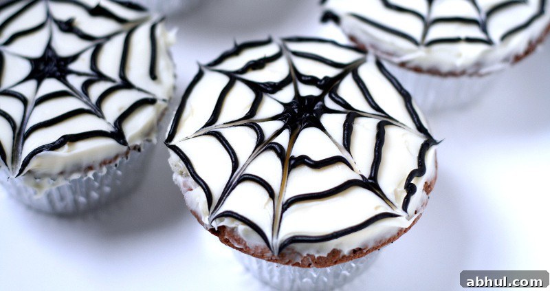 Spiderweb Cupcakes