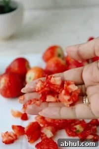 hull strawberries