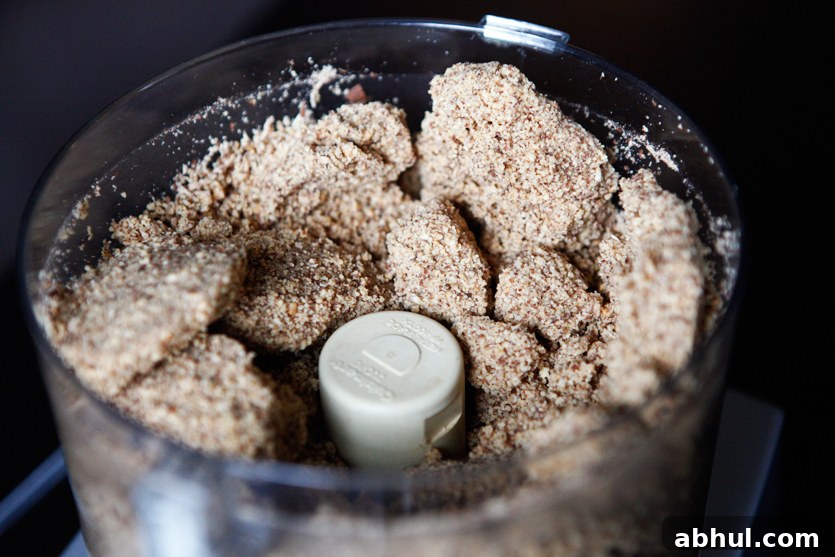 How-to: Make Homemade Creamy Almond Butter