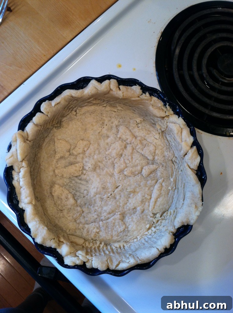 Slice of pumpkin pie with streusel