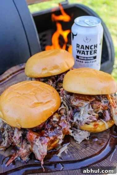 pulled pork sandwiches