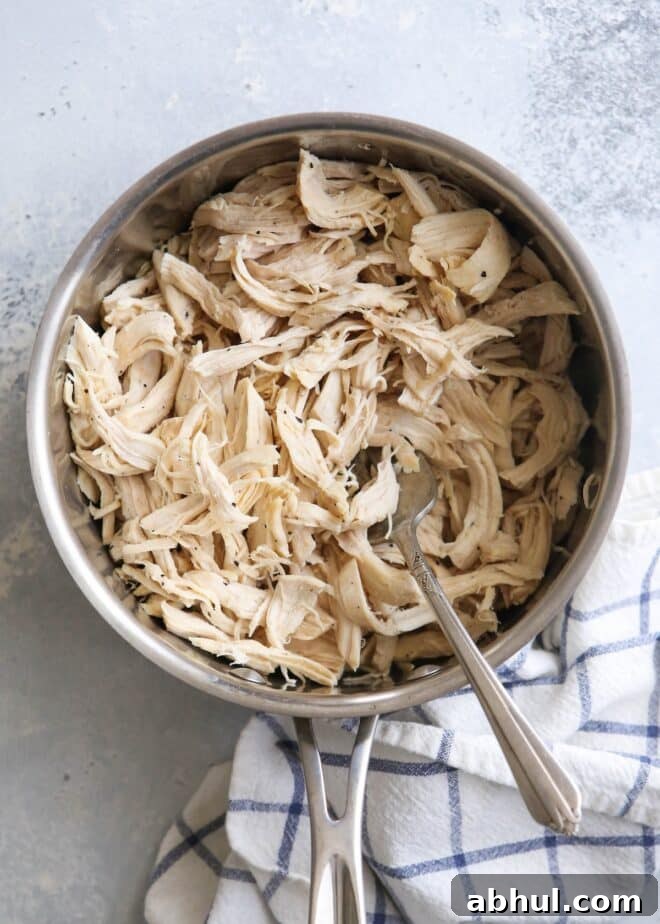 Shredded Cooked Chicken: Slow Cooker, Instant Pot & Stovetop Methods 6 Make shredded chicken on the stovetop