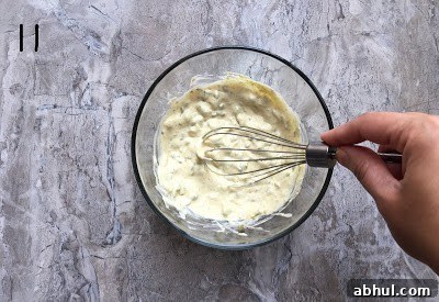 Finished tartar sauce after whisking