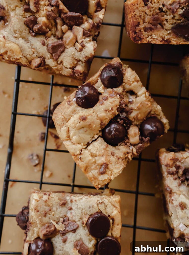 blondies with toffee