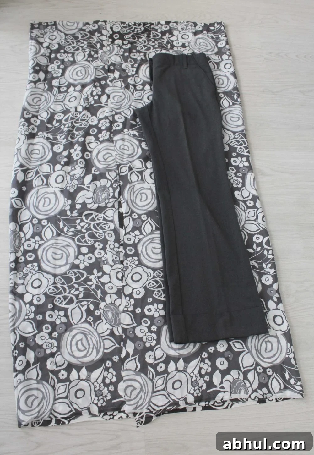 Sew Flowy Wide-Leg Pants: Step-by-Step Sewing Pattern Guide 8 img 31763 7