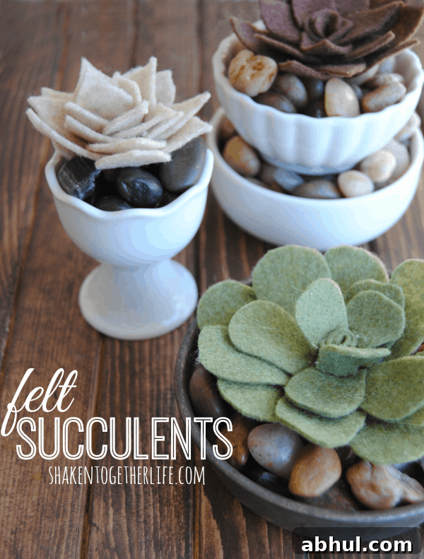Pretty little DIY felt succulents