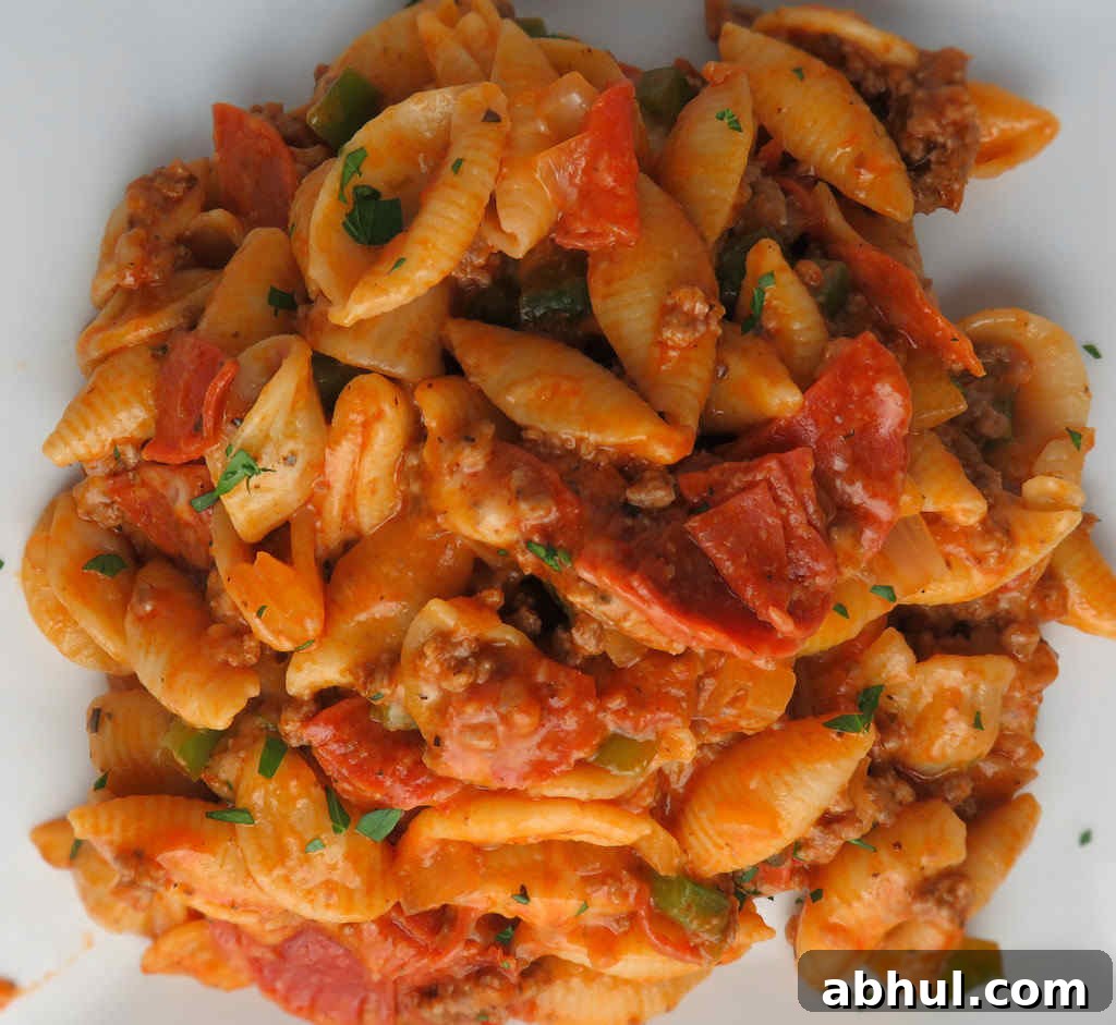 Pepperoni Pizza Hamburger Helper Recipe: Cheesy One-Pan Dinner 2 Pepperoni Pizza Hamburger Helper