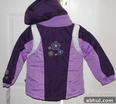 Rothschild Kids' girls purple winter coat sleeve