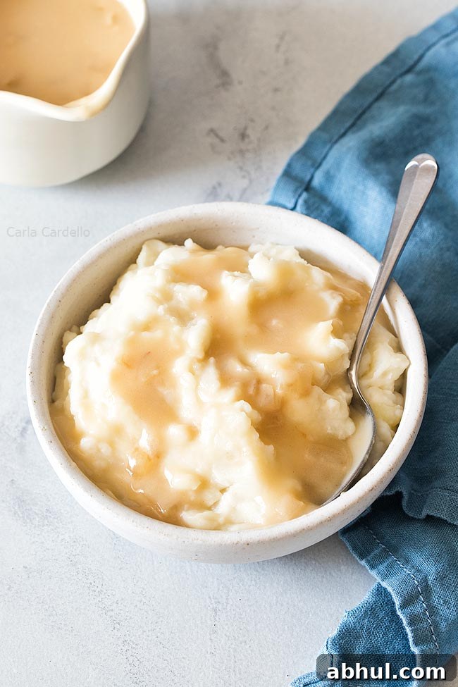 Gravy With Mashed Potatoes