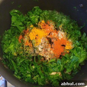 Palak Murgh - Chicken and Spinach Curry by Fatima Cooks