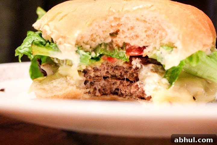 Spicy Bacon Jalapeño Jack Cheeseburgers 2 Spicy Jack Bacon Jalapeno Cheeseburgers