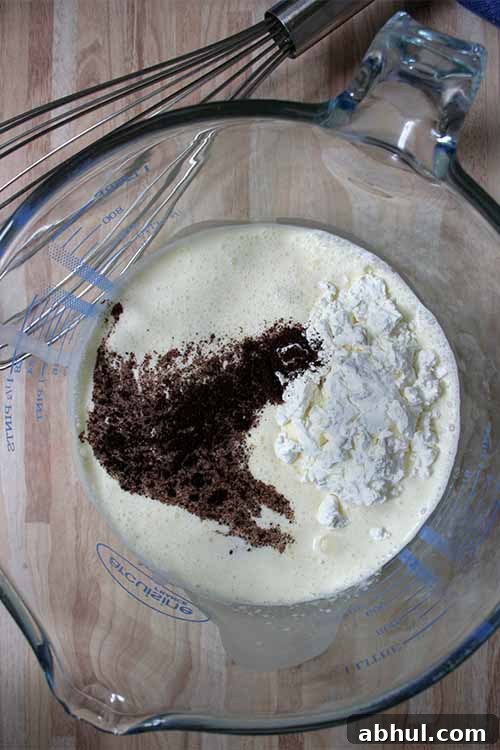 Mixing Cream Ingredients
