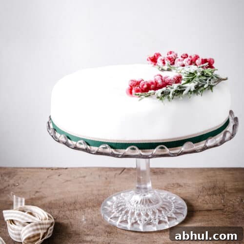 Christmas Cake on a cake stand