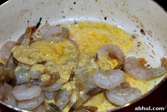 Garlic Butter Grilled Shrimp sauting in pan
