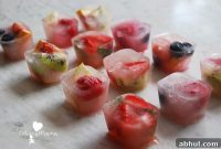 How to Make Fruit Ice Cubes for Drinks and Cocktails